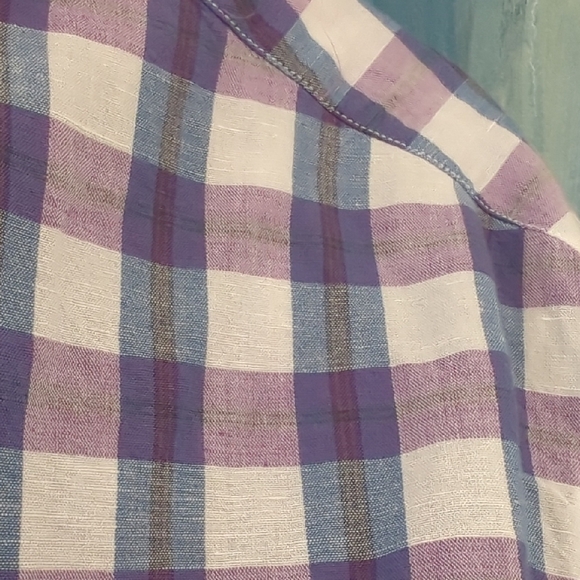 Banana Republic Men's Plaid Lenon Cotton Blend Button Up Shirt- Medium - Picture 2 of 11